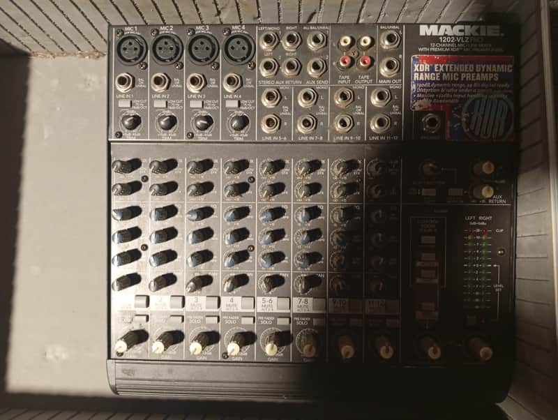 Mackie Mixer Audio analogico compatto Mackie 1202-VLZ PRO 2000 - Nero image 1