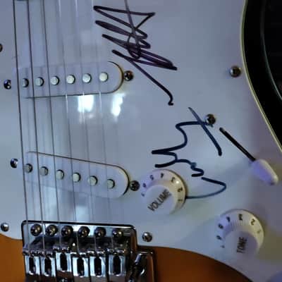 Strat Copy Signed by the band Mountain (Leslie West and Corky Laing) image 2