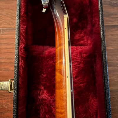 Guild Starfire IV SF 4D 1981 USA vintage with factory DiMarzio pickups OG plush hardshell case image 20