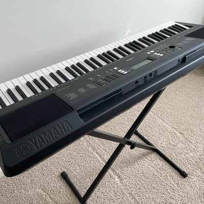 Yamaha PSR-EW310 76-Key Portable Keyboard 2020 - Present - Black image 7