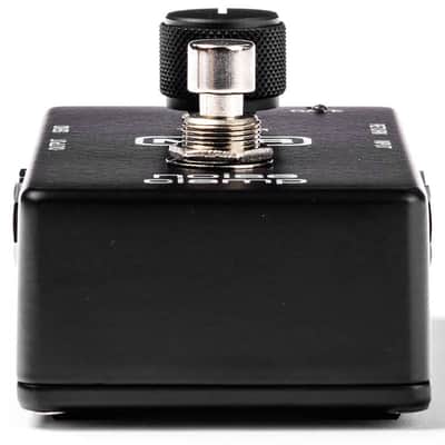 MXR M195 Noise Clamp Guitar Effects Pedal with Cables image 4