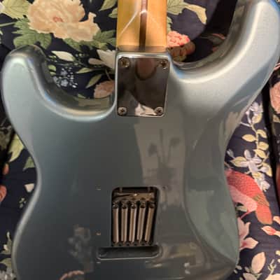 Fender Standard HSS Stratocaster with Maple Fretboard 2001 - 2005 - Blue Agave image 9