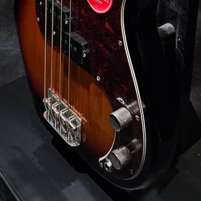 Squier Classic Vibe '60s Precision Bass - 3-Tone Sunburst 2024 image 7