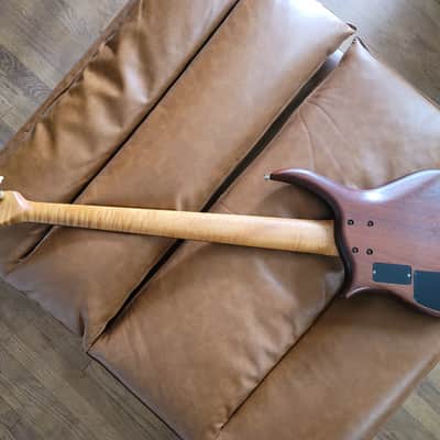 Rare U.S. Masters EP5J 5-String Bass – Natural Walnut Brown – USA Made – Active EQ – Figured Maple Neck – Gold Hardware image 12