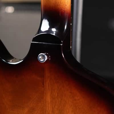 Gibson Thunderbird Electric Bass Guitar - Tobacco Sunburst Perimeter with Hardshell Case image 12