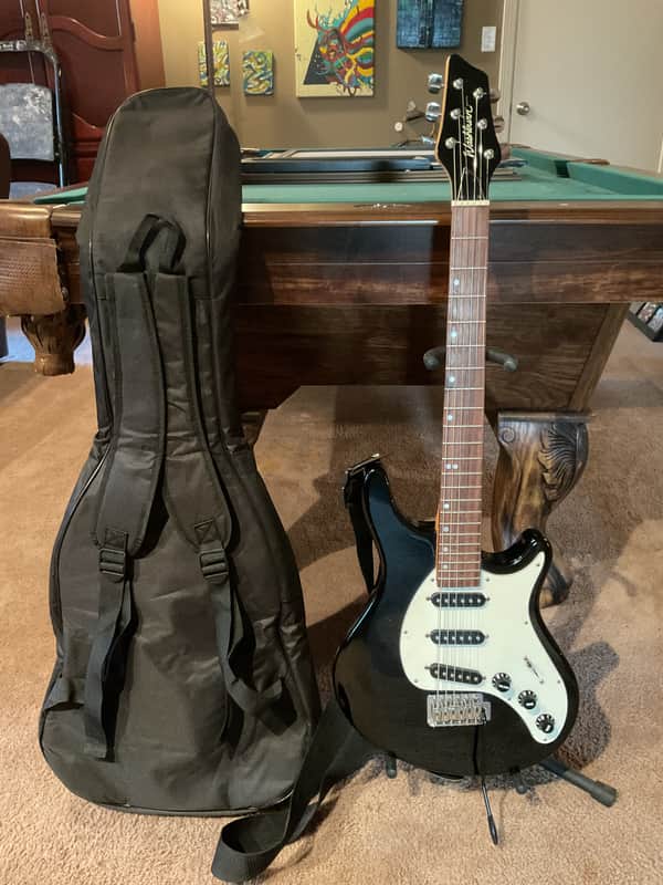 Vintage Washburn Bantam Guitar Very Rare comes with new gigbag and strap image 1