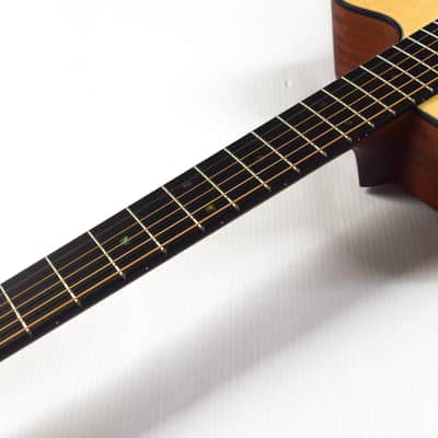 Martin 000C JR-E - Natural image 8