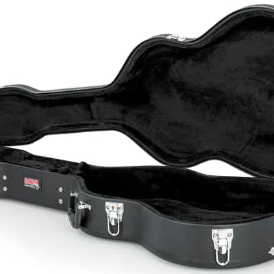 Gator GWE-CLASSIC Classical Guitar Case image 4