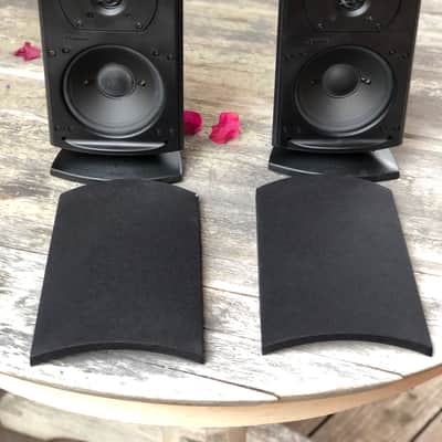 Definitive Technology ProCinema ProMonitor 100 Bookshelf Or Satellite Speakers  Definitive Technology ProCinema ProMonitor 100 Bookshelf Or Satellite Speakers image 2