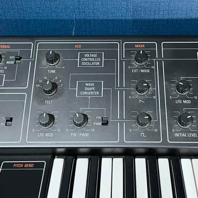 Yamaha CS-10 Monophonic Synthesizer - Black image 2