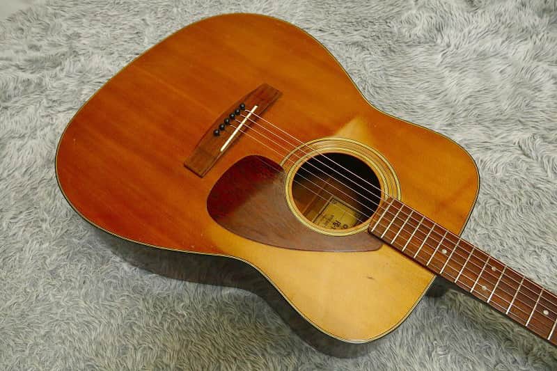 1973 made Vintage Acoustic Guitar Yamaha FG-160 GREEN Label Made