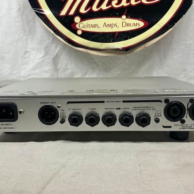 Gallien-Krueger MB800 800w Ultra Light Bass Head 2010s - Silver image 6