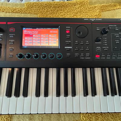 Roland FANTOM-08 88-Key Workstation Keyboard 2022 - Present - Black image 3