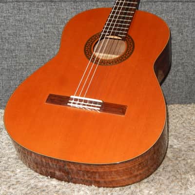 BARGAIN - YUKINOBU CHAI No10 2010 - HIGH CLASS CLASSICAL ESTUDIO GUITAR image 2