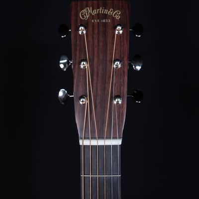 Martin 000-28 Standard Series Acoustic - 2025 Model image 9