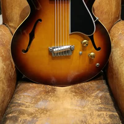Gibson EB-6 Sunburst 1961 image 2