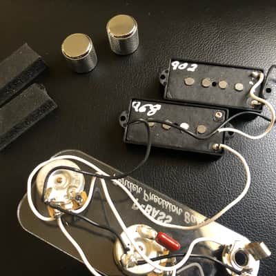 Fender Vintera P Bass Pickups / Pots / Jack image 3