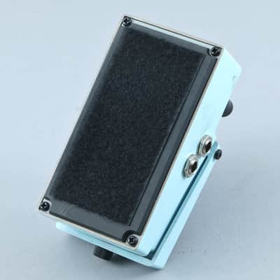 Immagine Boss CE-5 Chorus Ensemble Guitar Effects Pedal P-30828 - 2