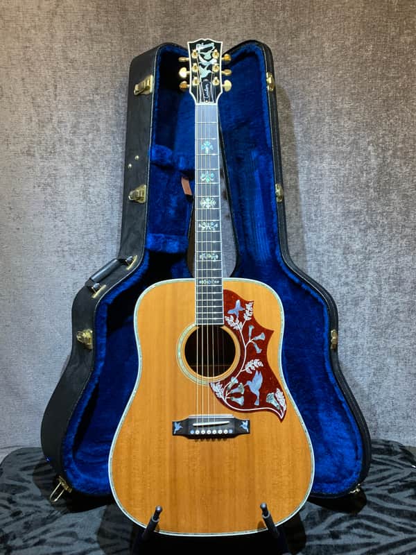 Gibson Custom Shop Hummingbird