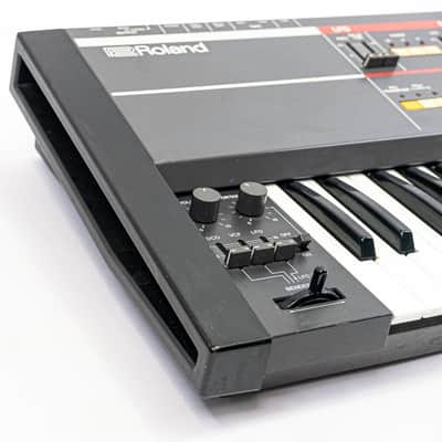 1986 Roland Juno-106 61-Key Polyphonic Analog Synthesizer image 9