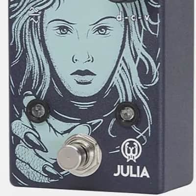 Walrus Audio Julia Analog Chorus Vibrato Electric Guitar Effects Pedal v2 image 3