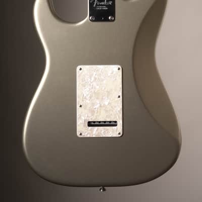 Fender (2018) American Professional Stratocaster Limited Edition Electric Guitar w/ Solid Rosewood Neck - Champagne, incl. OHSC image 2