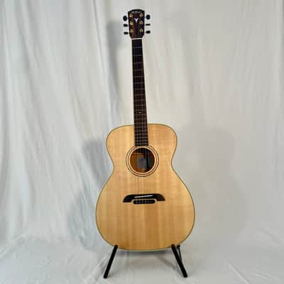 YAIRI KY FYM94 (Folk Masterworks) (2022) 61419 Solid Spruce, Solid Khaya Mahogany. Handmade in Japan. Hiscox case. image 2