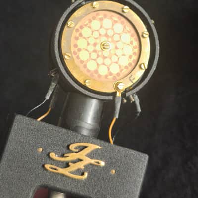 Immagine Two JZ BH-1 Black Hole Multi-Pattern Large-Diaphragm Condenser - 7