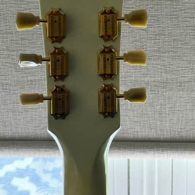 Gibson Les Paul Studio with Gold Hardware 1998 - 2011 - Alpine White image 7
