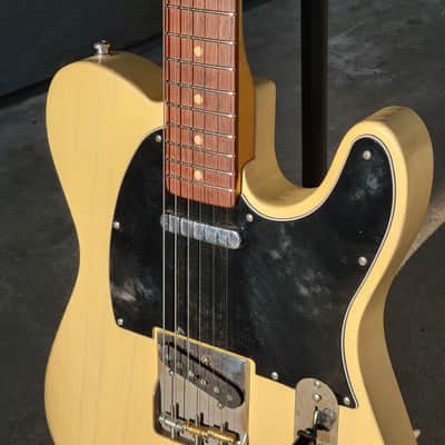 Used Riggio Custom Guitars Tango Blonde, Rosewood, Black Guard with Gigbag image 5
