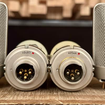 Vintage Neumann U 87 Condenser Microphone Stereo Pair. Close SN. Great Shape U87 1982 Z 48 Shock Mount image 5