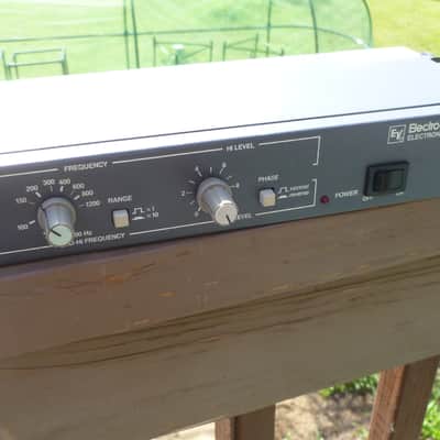 EV / Electrovoice EX-18 Crossover image 2