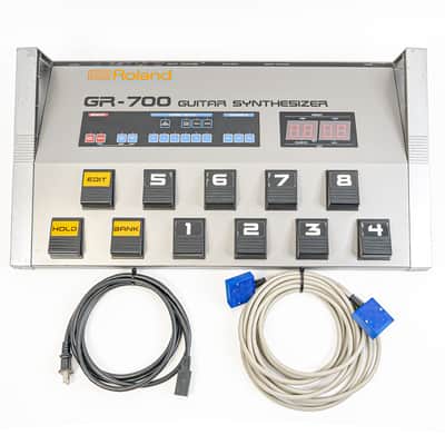 Roland GR-700 GR-707 Guitar Synthesizer Set w/ Guitar & Case, Floorboard, 24-Pin Cable & Power Cable image 12