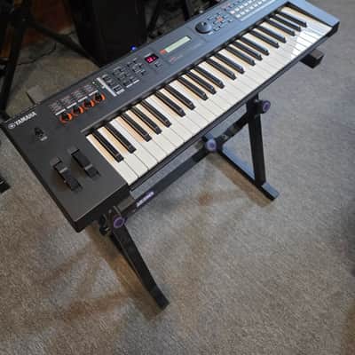Yamaha MX49 Music Synthesizer *Open Box/Store Demo Model* - Black image 4