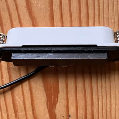Harley Benton Standard Series ST20 Guitar Middle Pickup 6.6K Ohms image 4