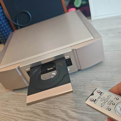 Marantz SA-10 SACD Player /DAC Reference Series Champagne Gold - Japanese edition image 18