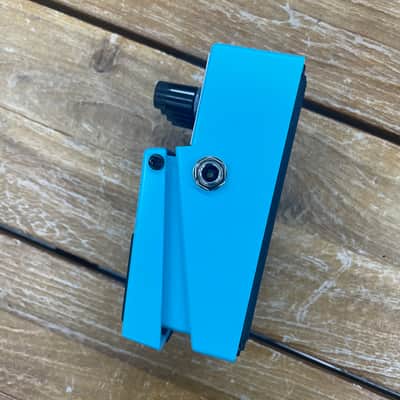 Boss LMB-3 Bass Limiter Enhancer - Blue image 3