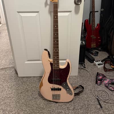 Fender Flea Artist Series Road Worn Signature Jazz Bass 2016