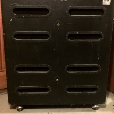 Kustom 4-12 E Guitar Speaker Cabinet image 3