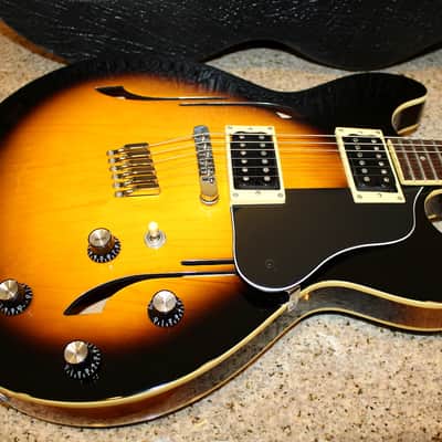 Yamaha sa500 Hollowbody electric guitar w/ black case Bild 1