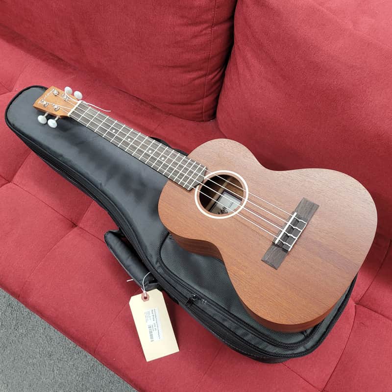 Cordoba U100T Tenor Uke with Gigbag Mahogany