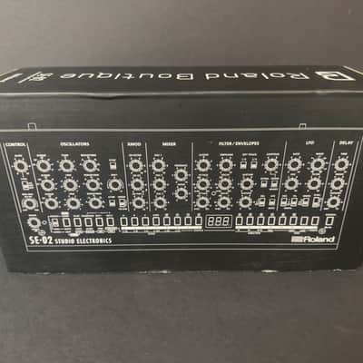 Roland SE-02 Boutique Series Synthesizer Module image 2