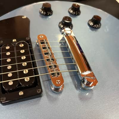Gibson Les Paul Special Humbucker 2011 - Pelham Blue With SKB Molded Hard Shell Case image 3