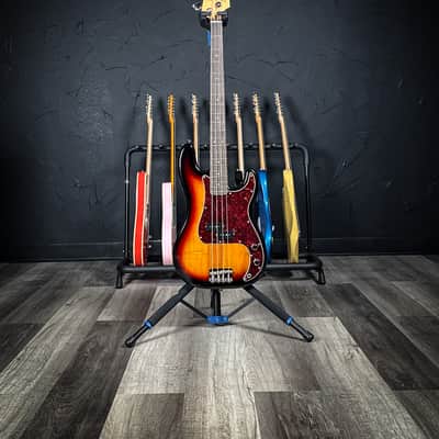 Squier Classic Vibe 60's Precision Bass - 3-Tone Sunburst image 1