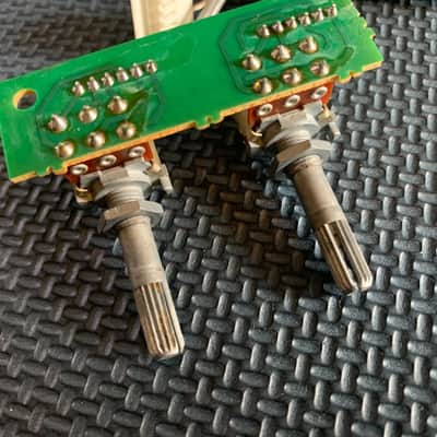 Akai S3000XL Rec Level & Main Volume Pot Board PCB L6036A502E image 2