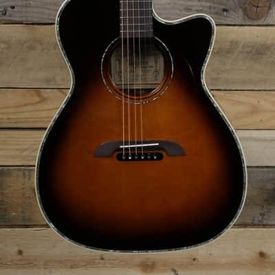 Alvarez WY1TS  Yairi Stage Series Folk Acoustic/Electric Guitar Tobacco Sunburst w/ Case image 2