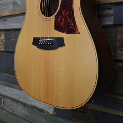 Cole Clark Fat Lady FL2AC Acoustic Guitar  2008 Natural image 4
