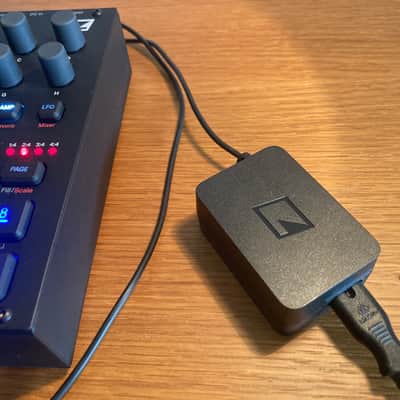 Elektron Syntakt 12 Track Drum Computer & Synthesizer 2022- Present - Black image 9