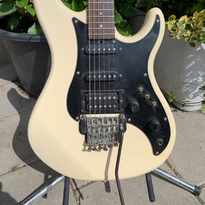 Yamaha SE-312 White image 3