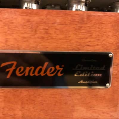 Fender Vibro-King Custom 10 Year Anniversary Limited Edition 2003 Red/Brown Lacquered Maple image 6